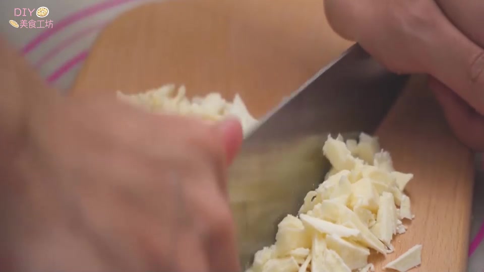 干草莓巧克力怎么做,草莓巧克力零食