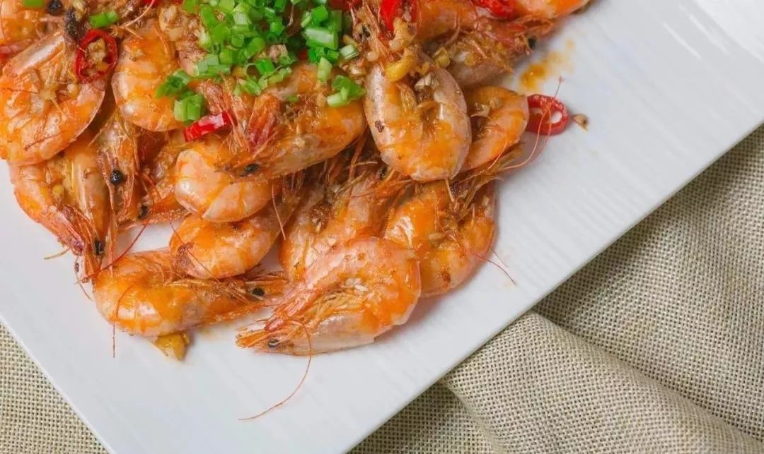 众多美味等你来吃,还等什么!仅88元抢贵阳潮汇利源海鲜酒楼套餐