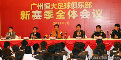 中国足球许家印与王健林,王健林与许家印对足球的贡献