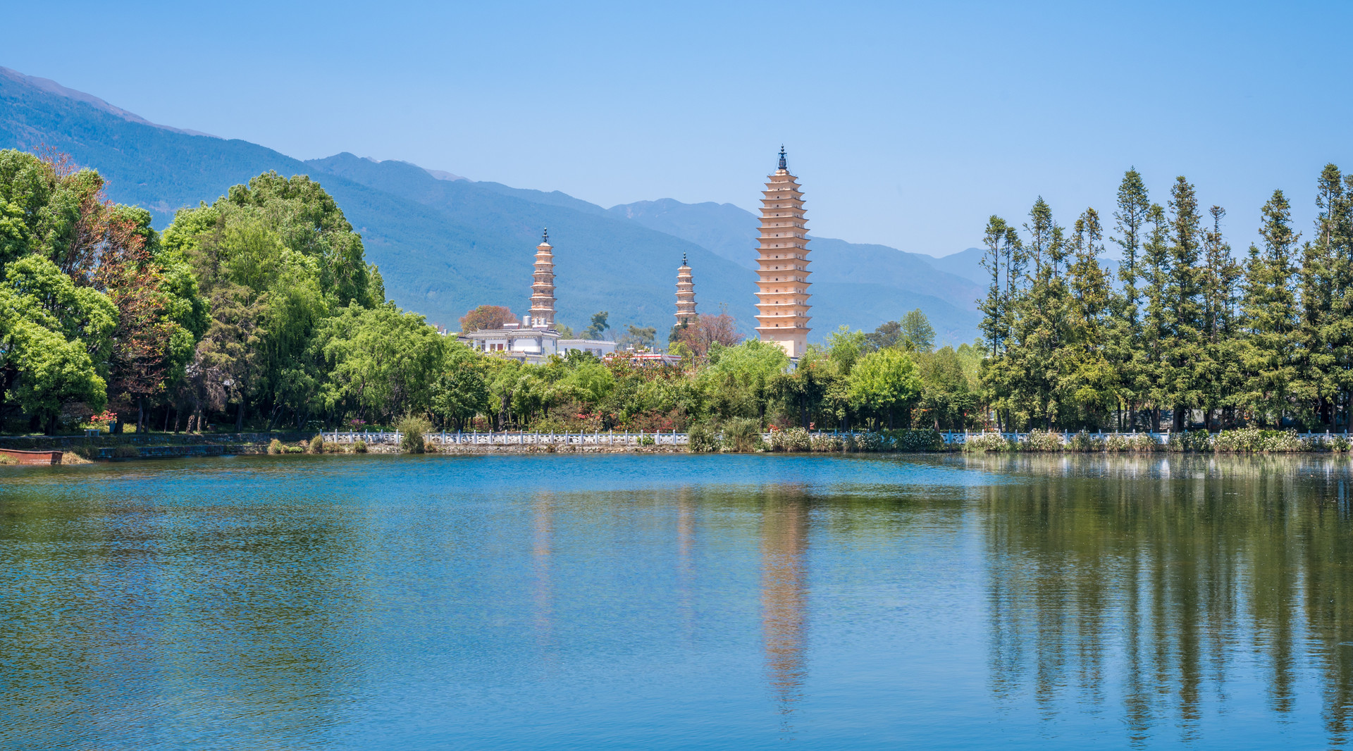 重庆自驾去云南攻略路线推荐一下 (重庆去云南自驾游攻略路线推荐图)