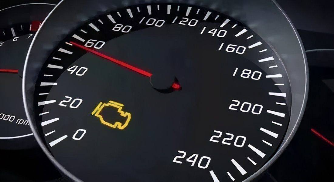 今天刚提的新车故障灯就亮了,新车故障灯亮的原因及处理方法