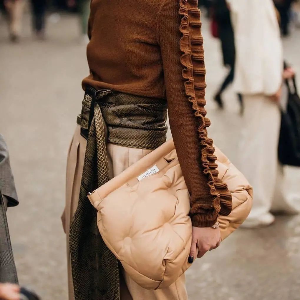 为什么那么多大牌的包包,那么多包为什么一定要买一只lv