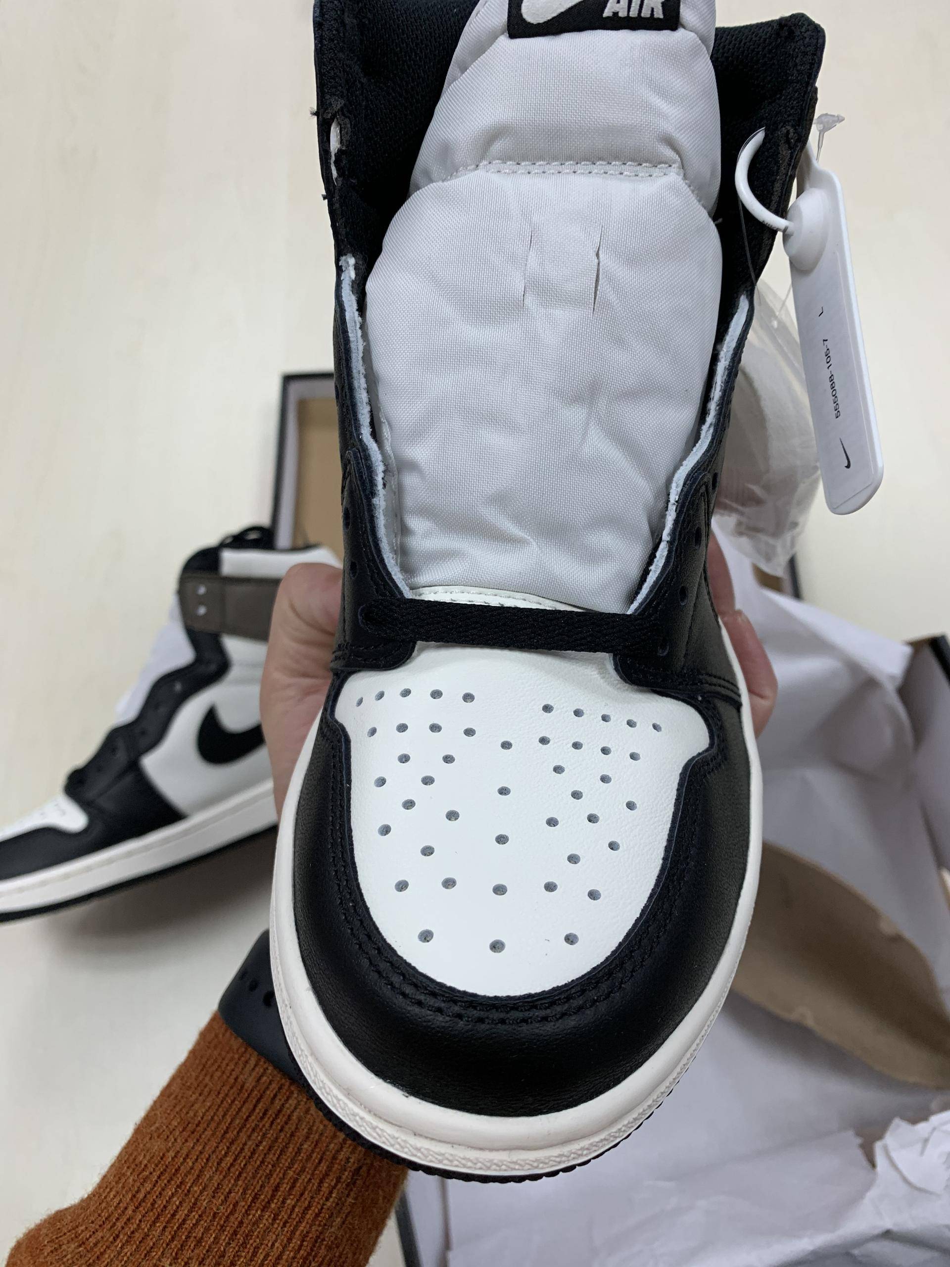 入手小倒钩AirJordan1DarkMocha