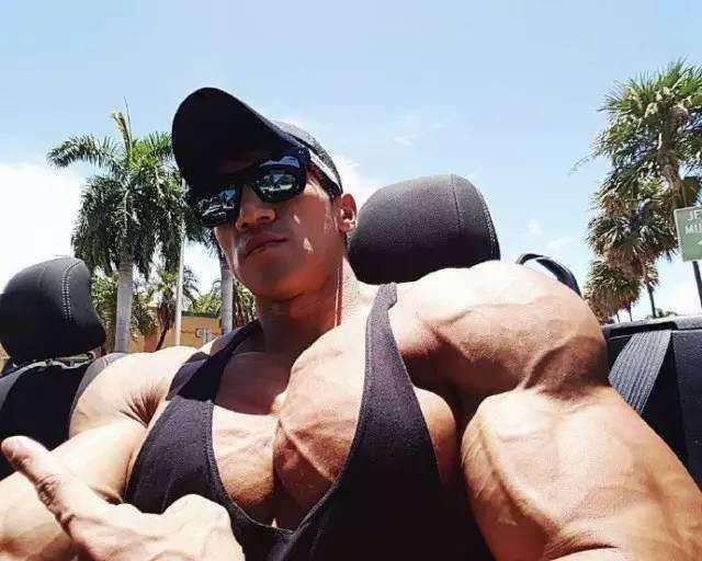 胸下垂怎样才能让胸变得挺拔,4个动作紧致胸部