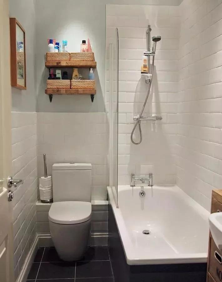 3平米卫生间加浴缸,4平方的卫生间有浴缸和大洗漱台