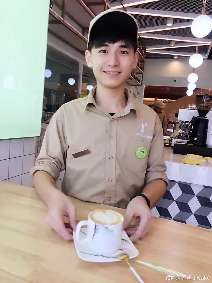 这个车行洗车速度慢10多分钟，但来过的客人都成了回头客