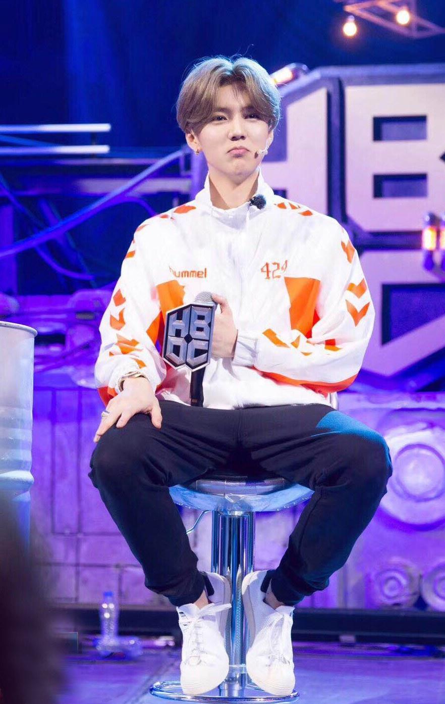 鹿晗、杨桐、毛晓彤带你解锁hummel新潮力,开学就是你主场