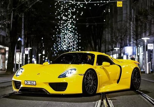 买车颜色五行代表什么,车子颜色五行怎么分辨