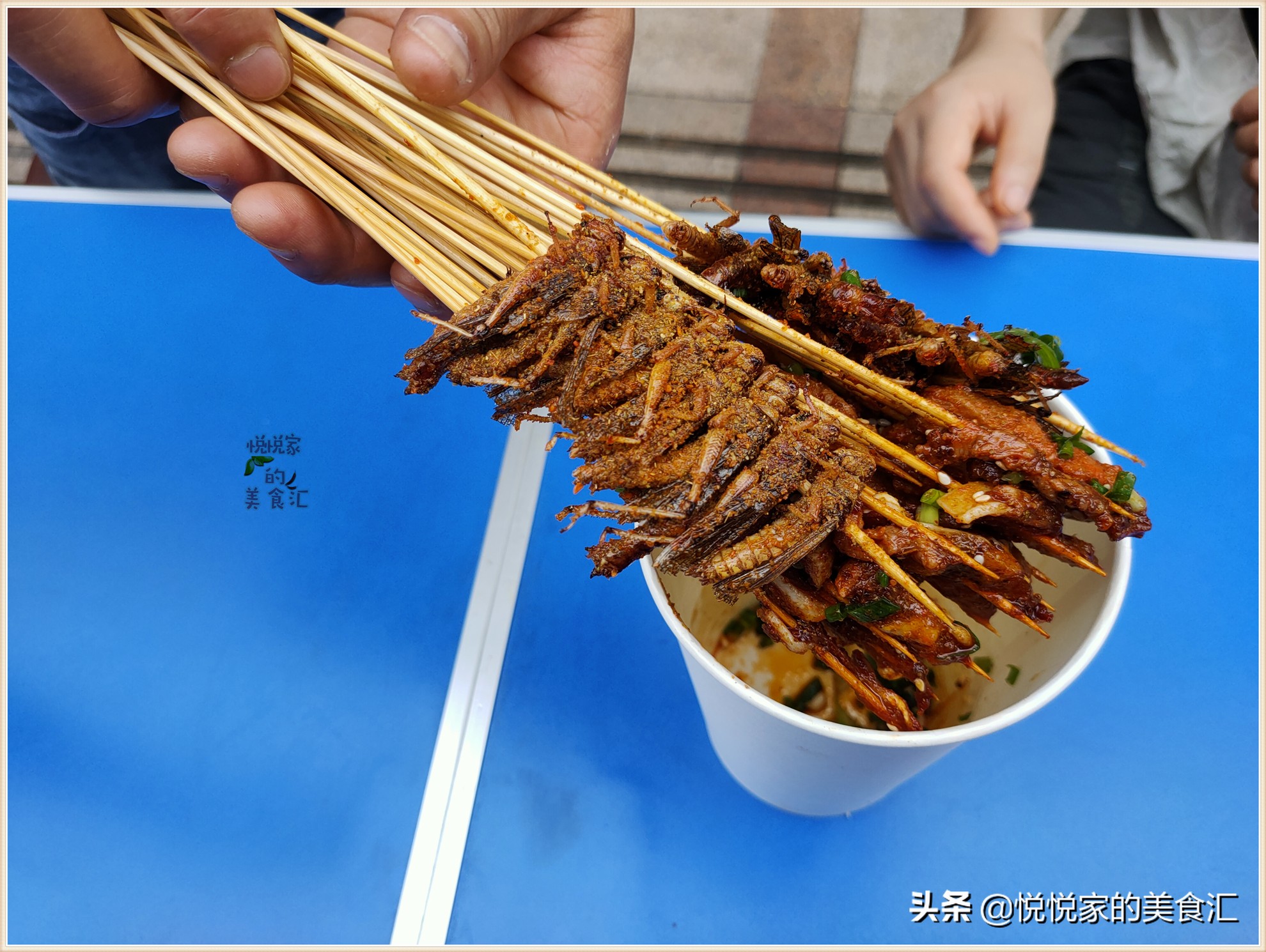 最受年轻人欢迎的小吃摊推荐,最火的十种地摊小吃