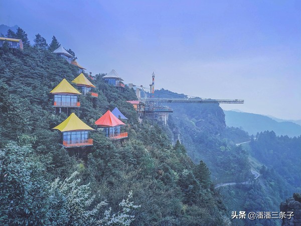 重庆奥陶纪主题乐园真实视频,重庆玻璃栈道奥陶纪