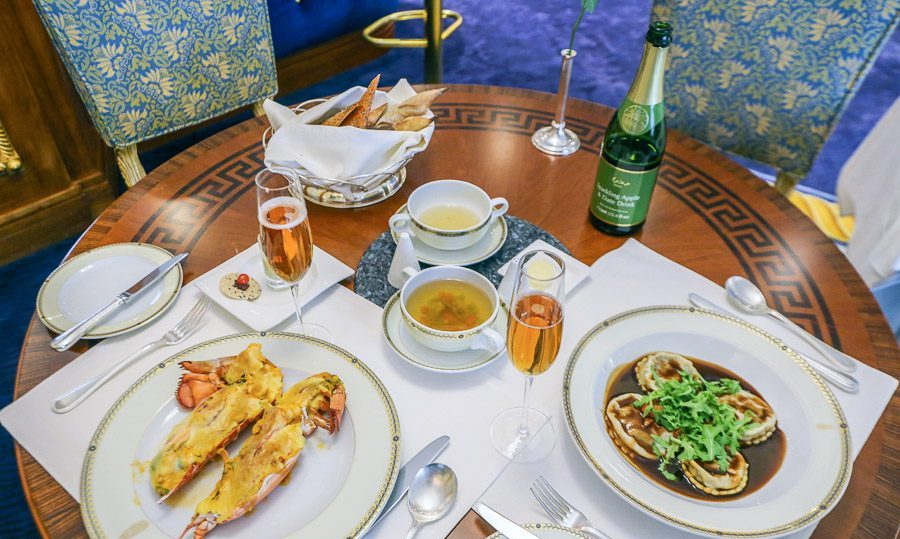 迪拜帆船酒店一晚普通房,迪拜帆船七星级酒店大套房