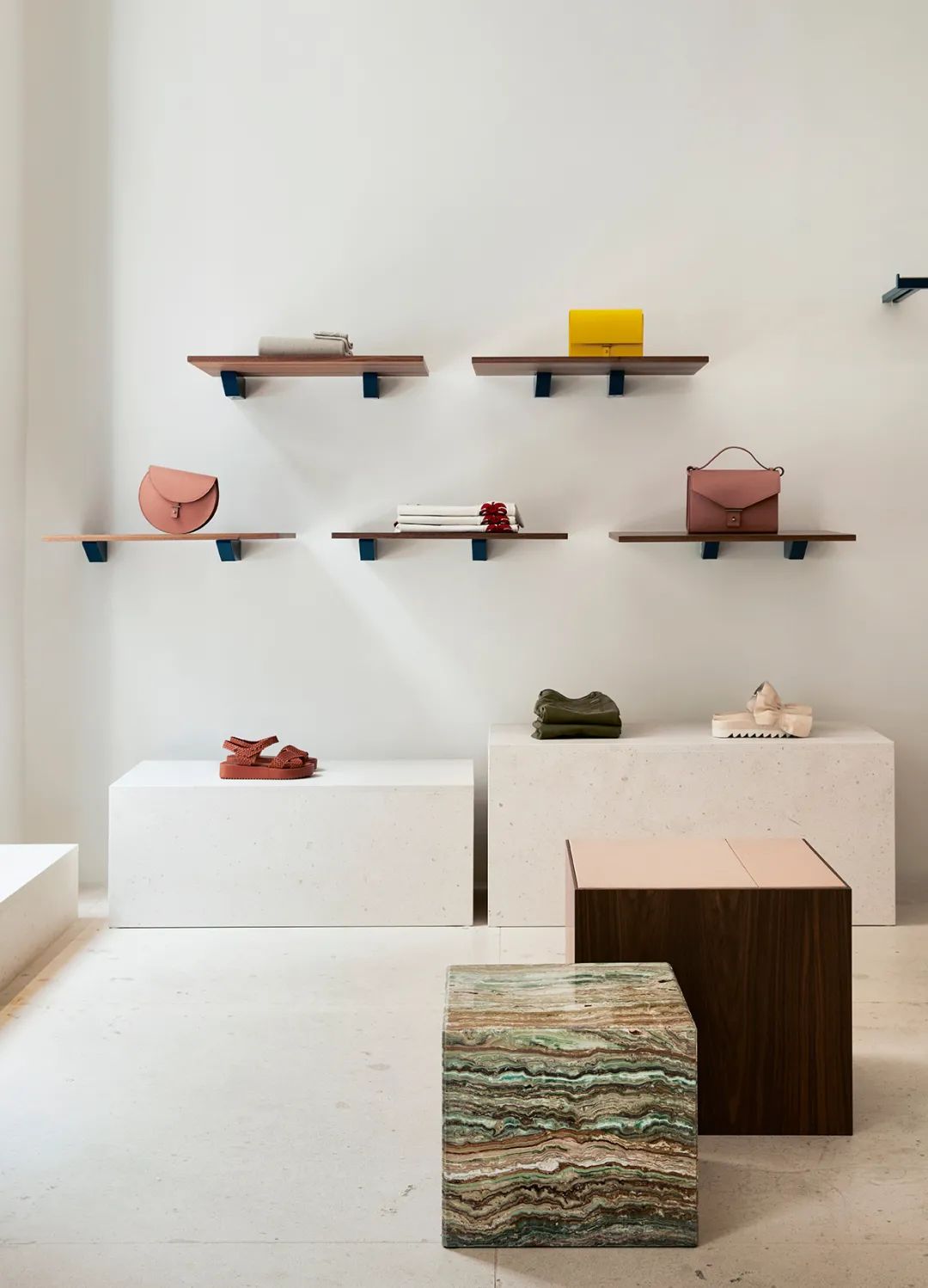 CiszakDalmasFerrari/不破不立