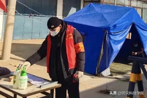 奉献微薄之力抗击疫情,奉献精神抗击疫情