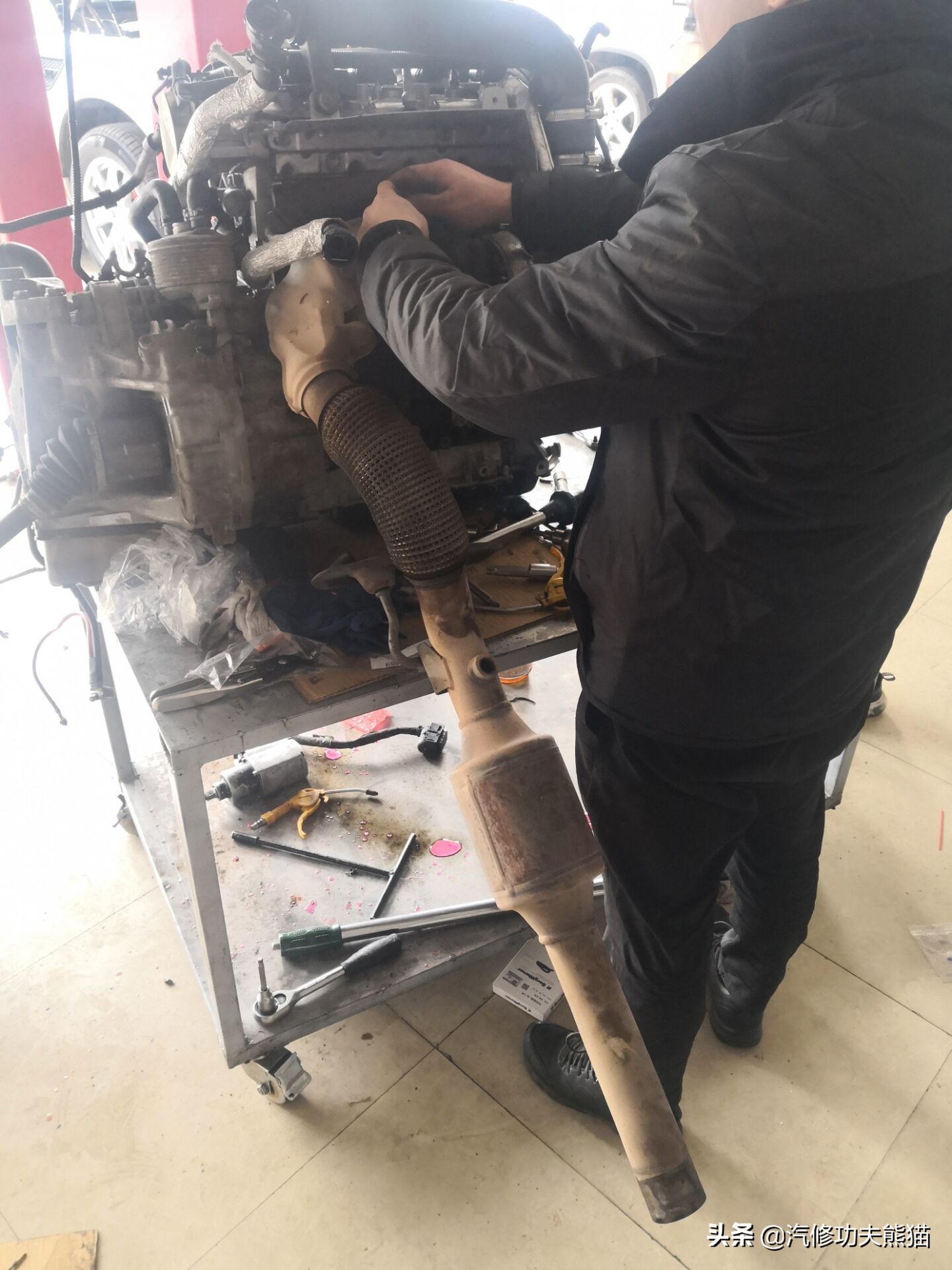 斯柯达明锐2010款2.0烧机油吗,09款斯柯达明锐1.6烧机油怎么解决