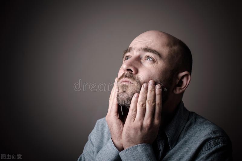 抑郁症真的只是心理问题吗,反复抑郁情绪是抑郁症的表现吗