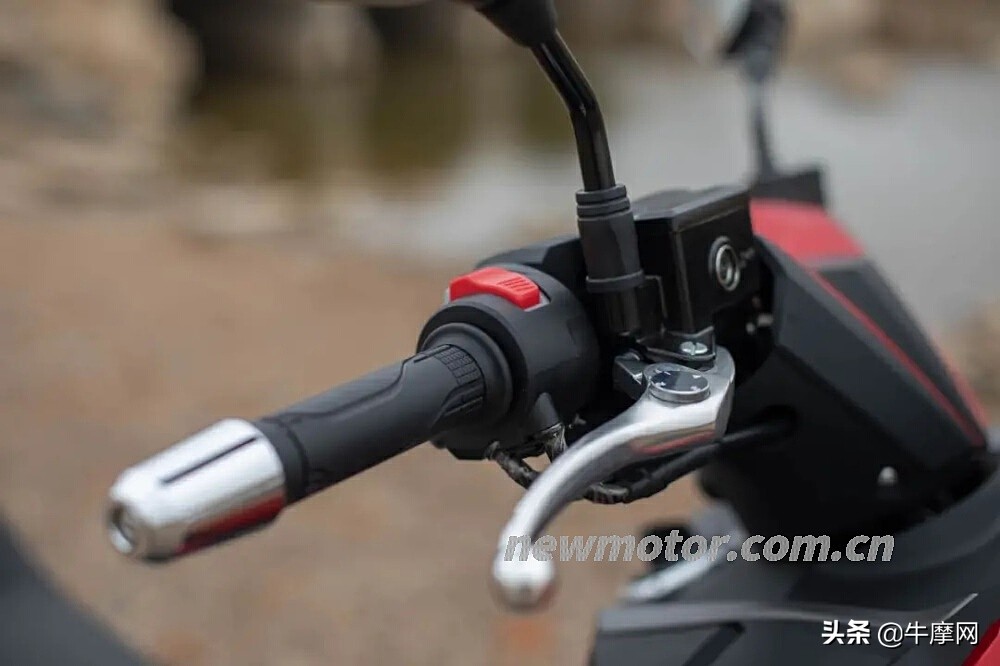 大阳v锐adv350试驾评测,汽车级驾乘体验