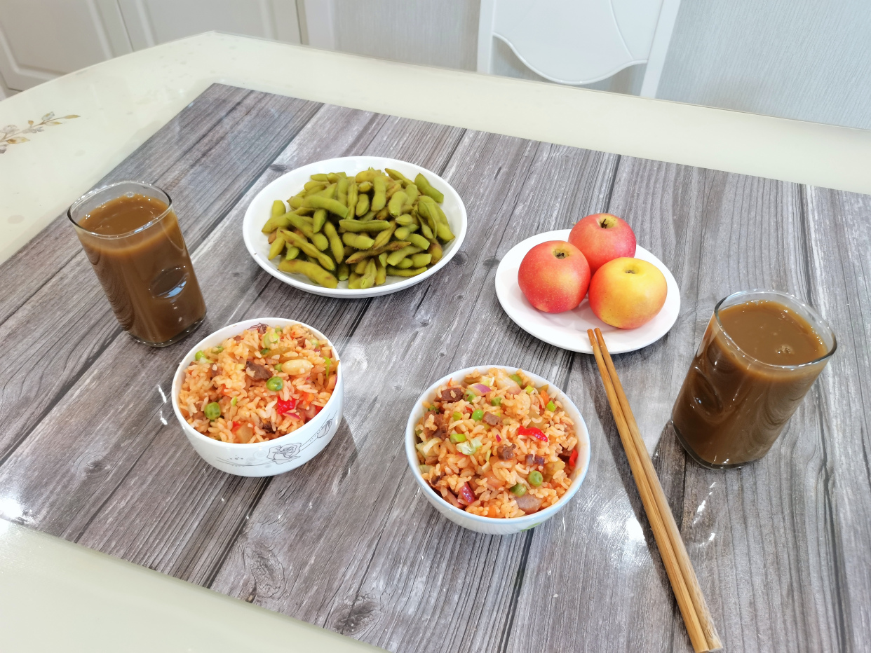 努力每天早餐不重样,每天必须要认真吃好早餐