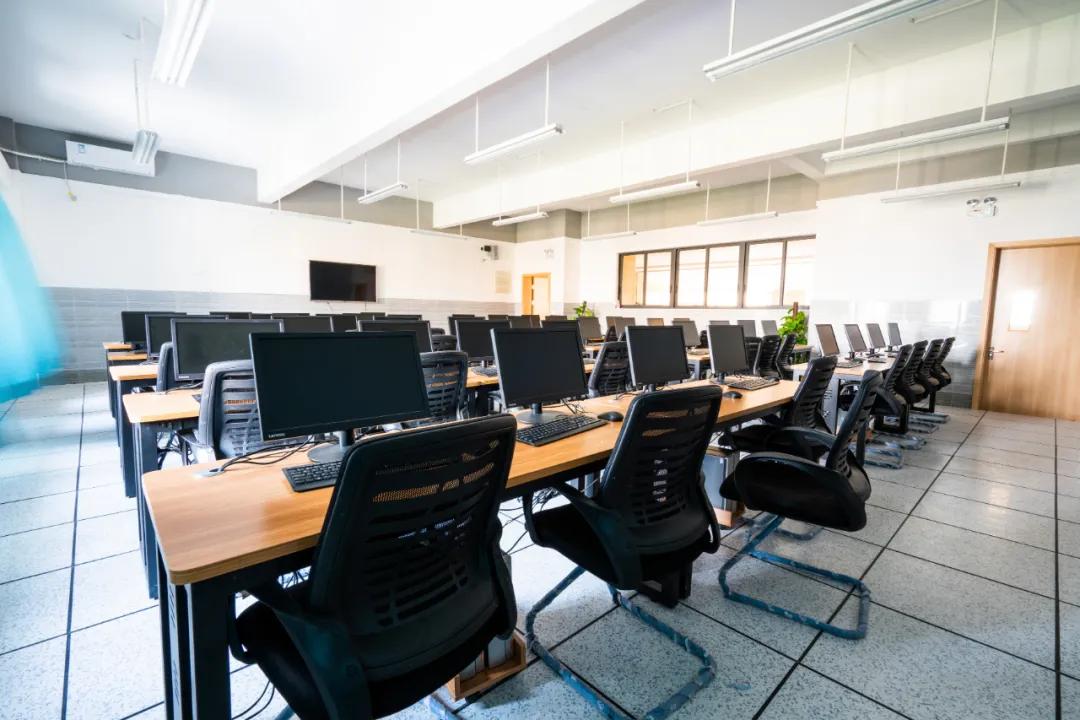 北大培文职业高中,北大培文高中招生