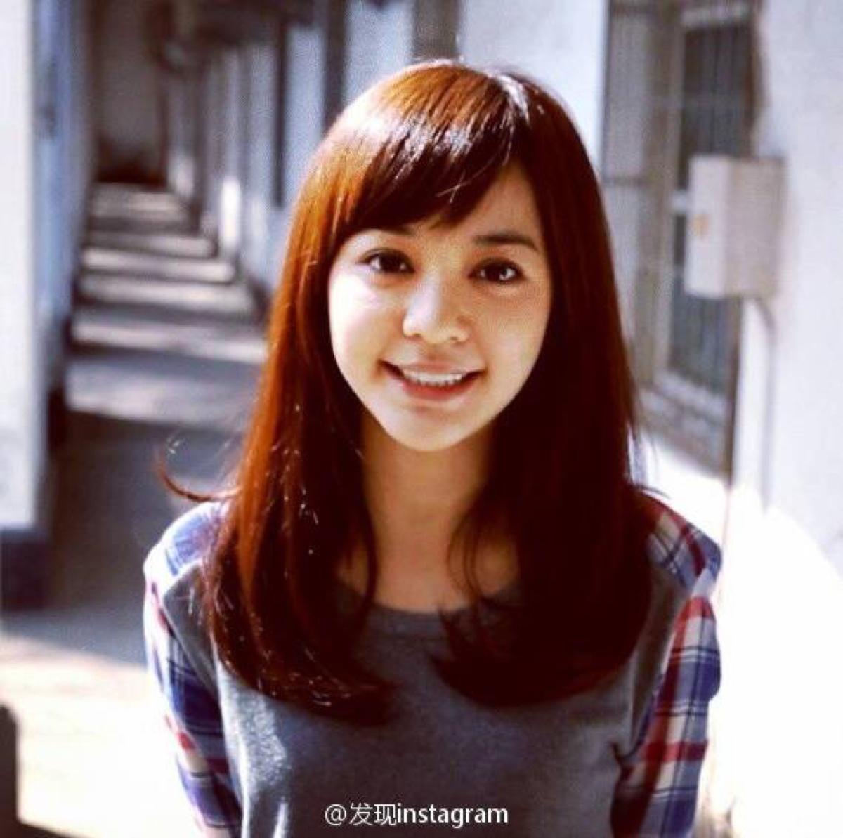 谭松韵是怎样拍以家人之名的,谭松韵出道十五年归来仍演高中生