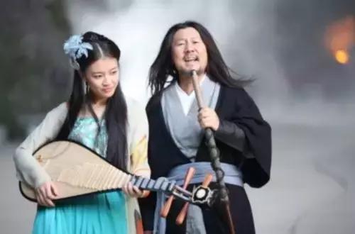 初学唱歌学哪些技巧好,如何唱歌转折音好听的技巧