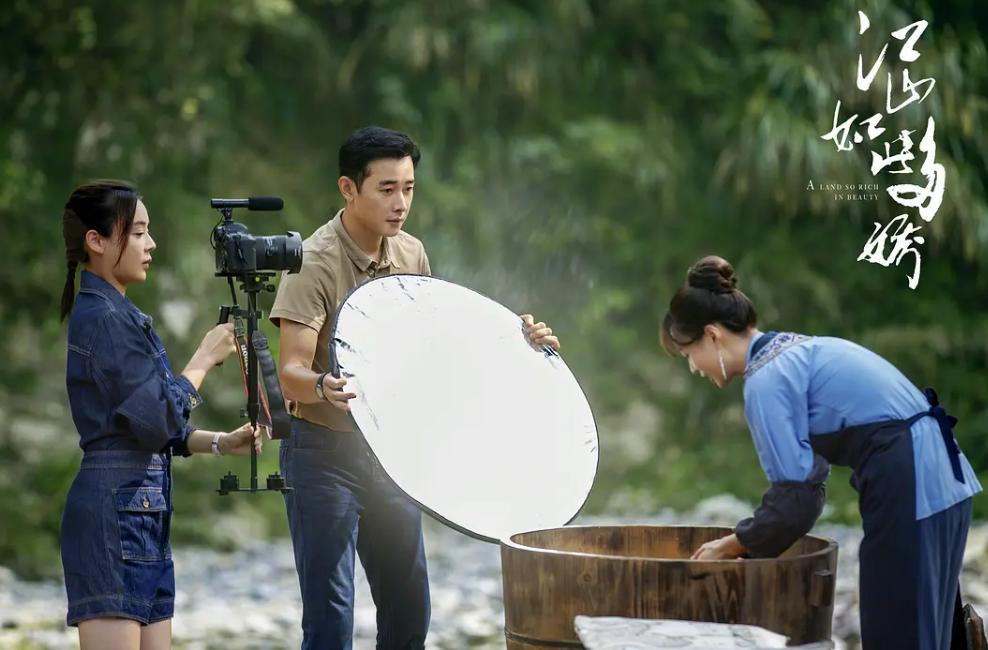 开播仅8天播放破万,芒果台又一新剧口碑大爆