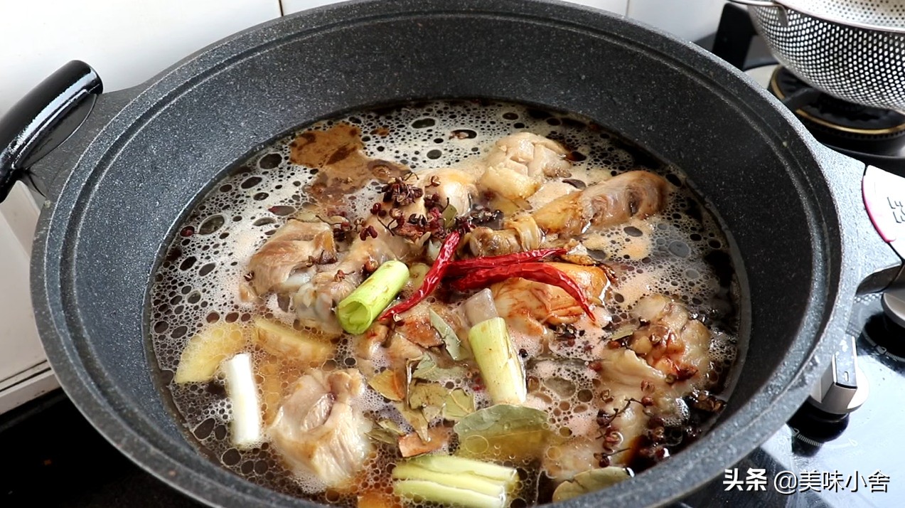 鸡腿最简单也是最好吃的做法,9种家常美味鸡腿做法一学就会了