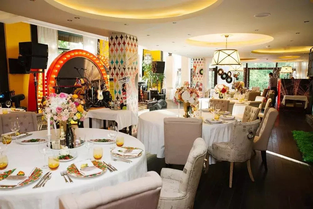 如何从零开始学插花,业余零基础花艺教程