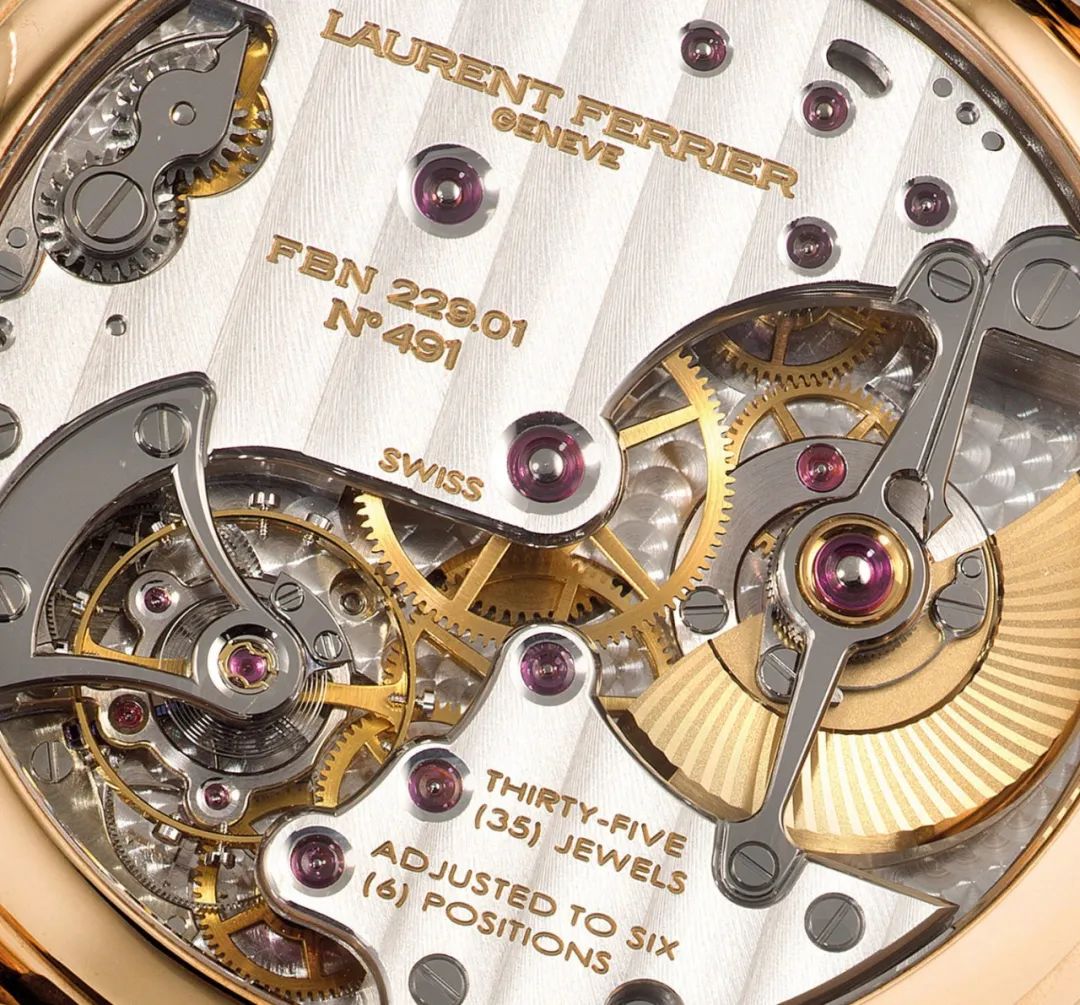 香港独立钟表拍卖表款预览