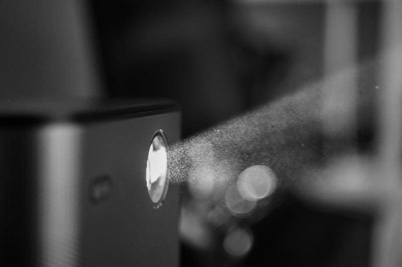 大眼橙投影仪家用x7m智能投影,极米和大眼橙x7d投影仪对比