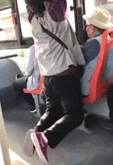 街头健身有些人不懂健身就瞎练,农村大爷习武健身一身肌肉