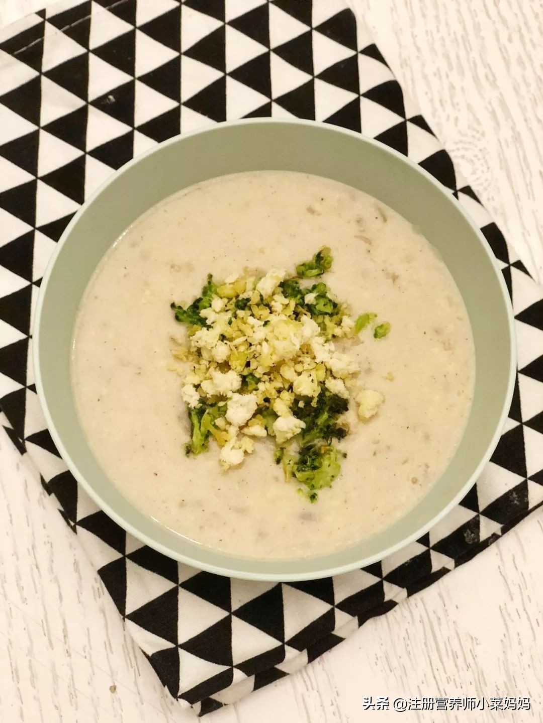 奶香粥宝宝辅食,奶香浓汤家常做法