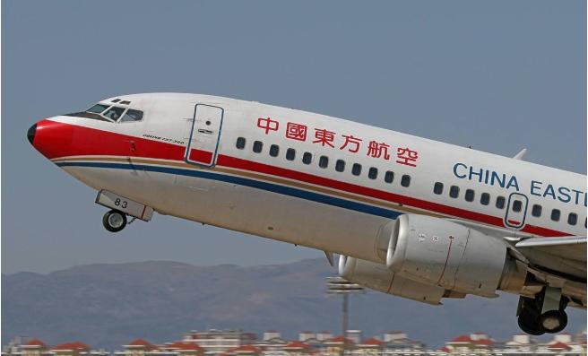 A股航空巨头急了:推出3322元“周末国内随便飞”!APP被挤爆