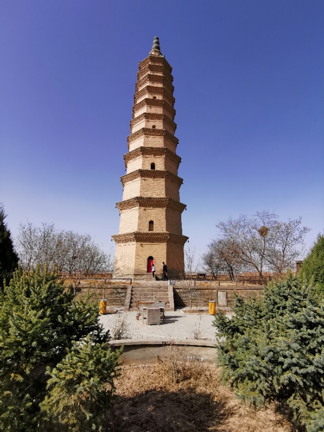 天王盖地虎宝塔镇河妖之中宁三座风水塔