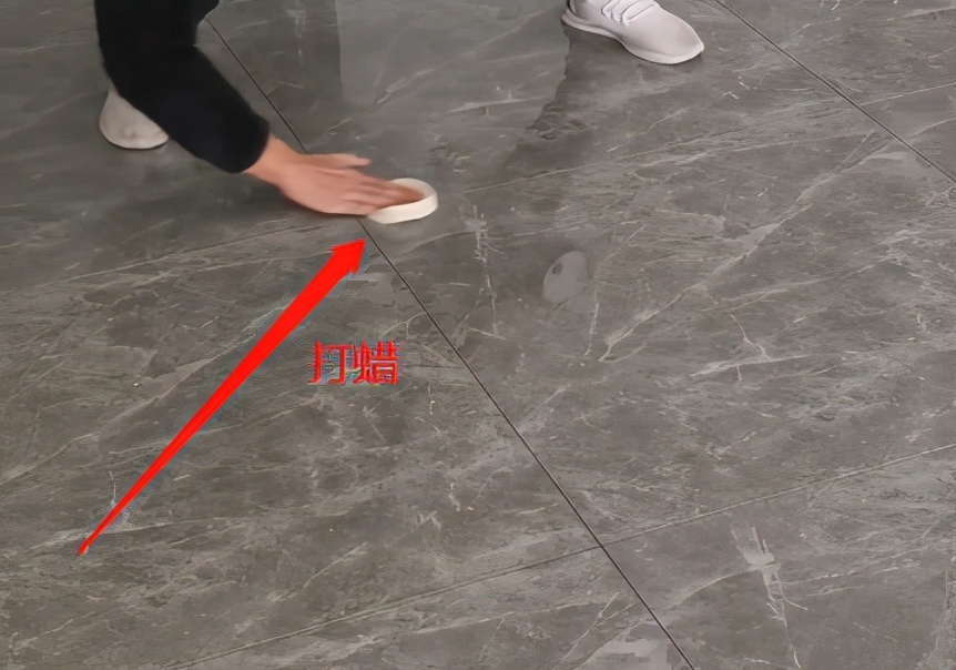 地板砖美缝除了美观还起什么作用,装修地板砖美缝就是这么简单