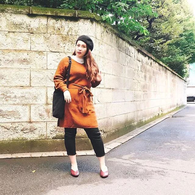 适合微胖小个子女生的衣服店铺,微胖小个子衣服穿搭