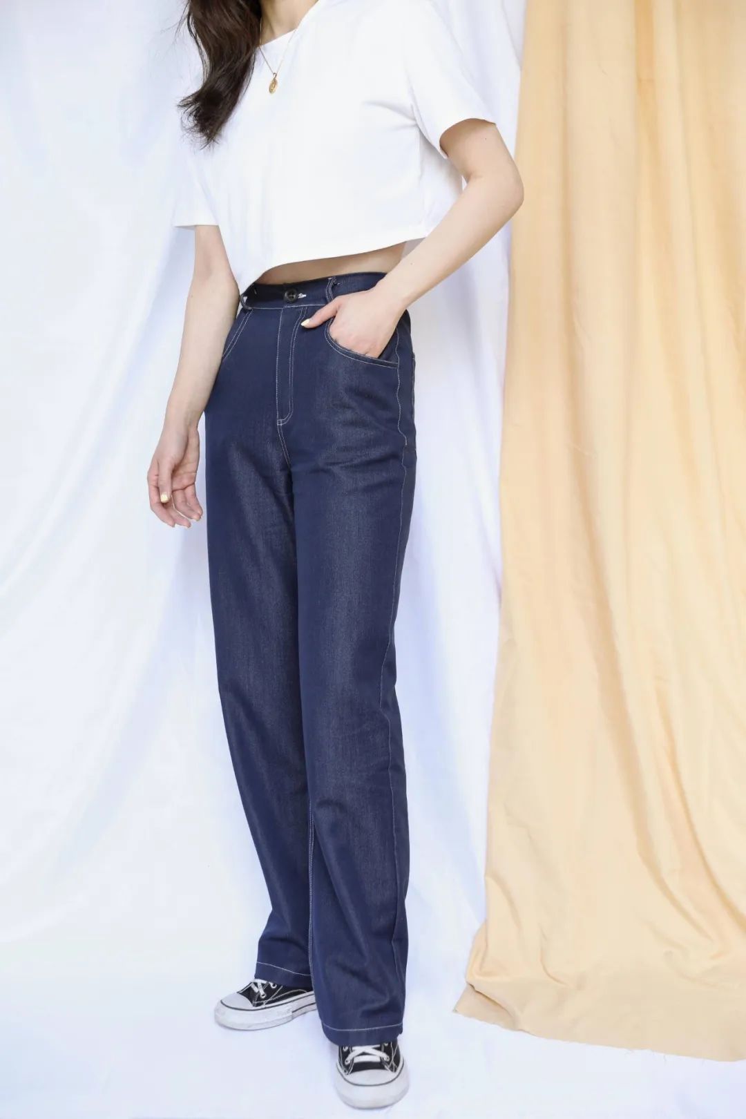 腿不直腿粗胯宽推荐几号裤子,胯宽腿粗适合穿什么裤子显瘦