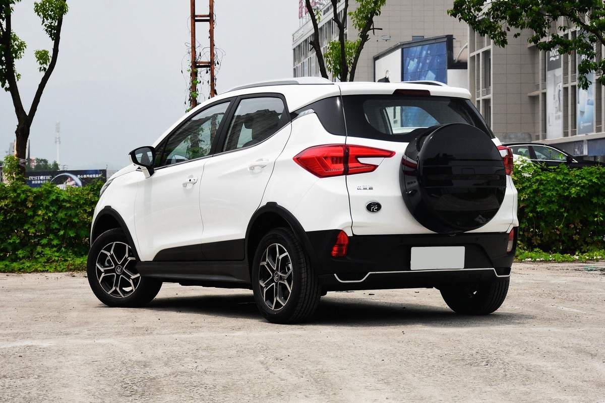 比亚迪未售最高端三十万纯电动suv,比亚迪新款纯电suv