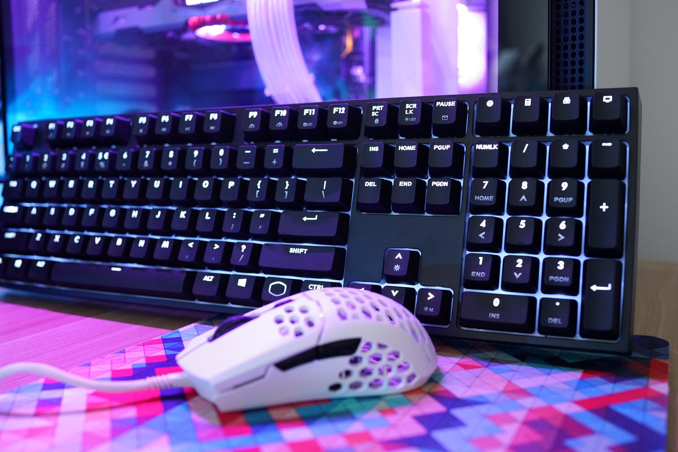 酷冷至尊烈焰枪108,酷冷至尊烈焰枪旗舰版