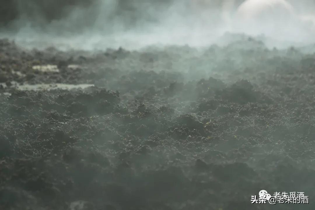 美人如玉，永恒的琼浆｜茅台镇专产琼浆玉液，美女酒瓶宜收藏