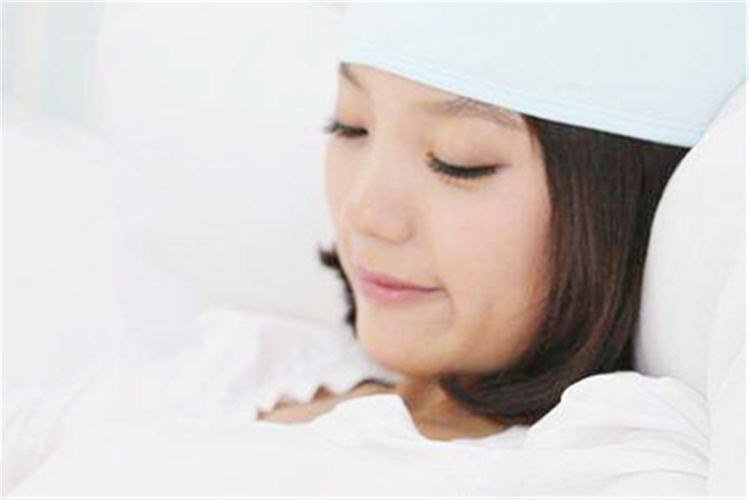 顺产恶露怎样是正常,顺产后什么时候开始排恶露