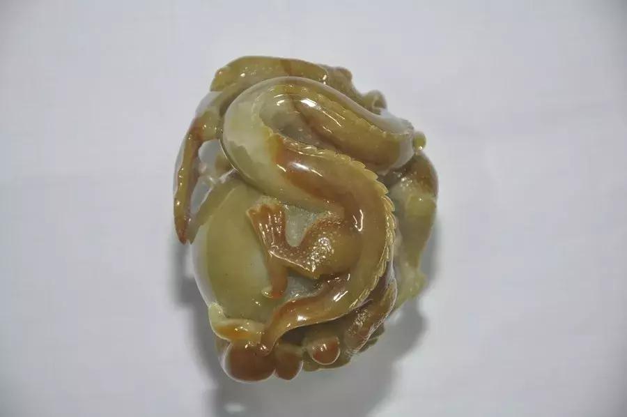 原价1030万、估价800万、起拍720万副厅长的表引发关注