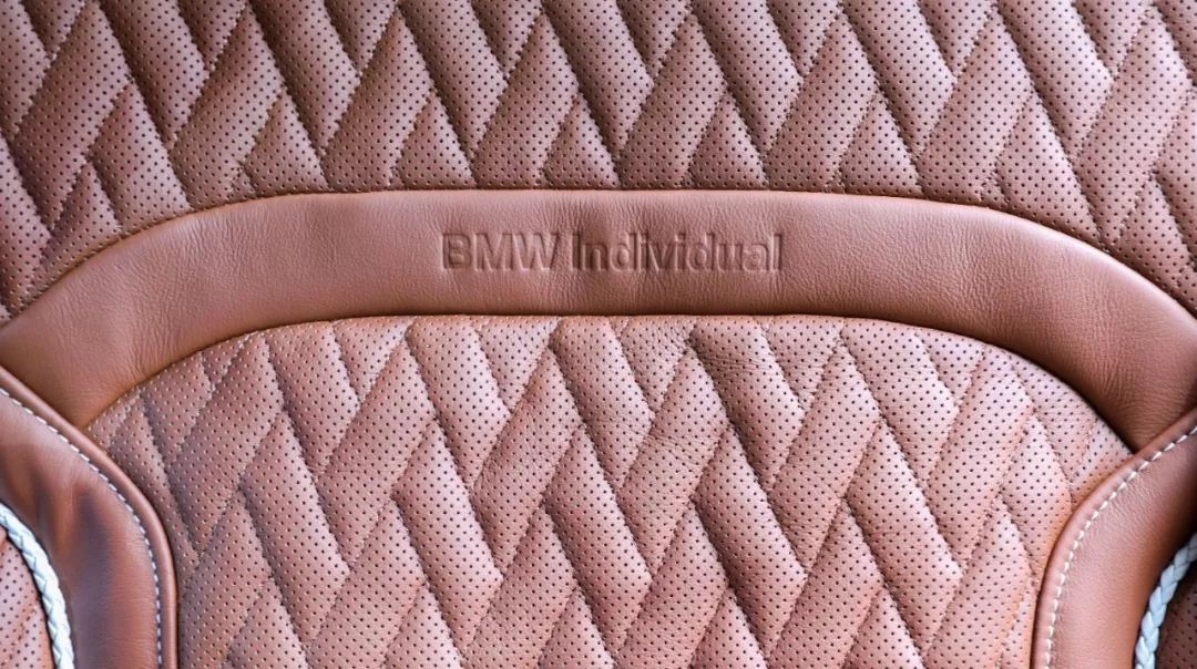 奔驰glccoupe2021款对比宝马x4,奔驰e300l宝马530li奥迪a6l怎么选