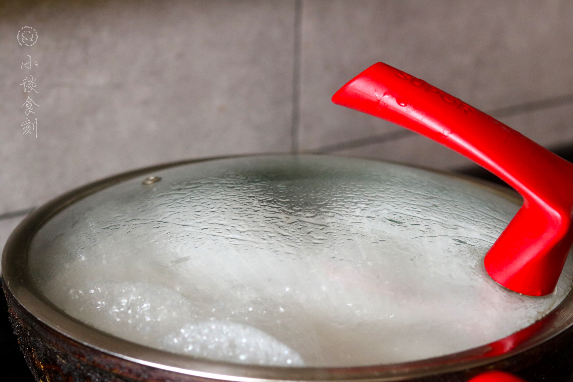 煮冻饺子破皮怎么回事,煮冻饺子总破什么原因