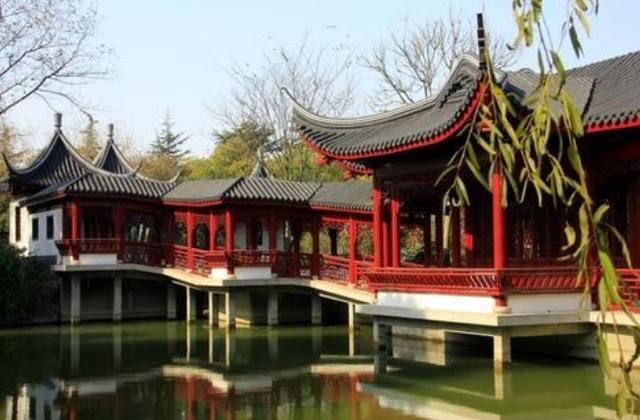 上海人喜爱的地方,上海人潮涌动的公园