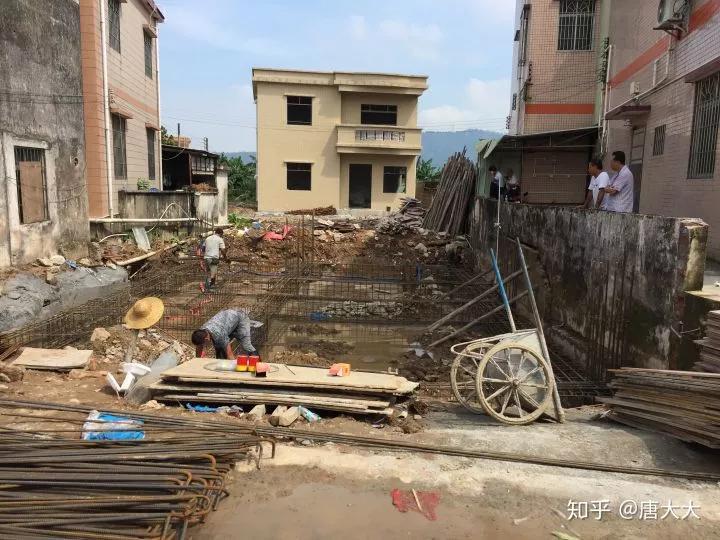 新中式三层别墅自建图,广东三层半别墅设计图