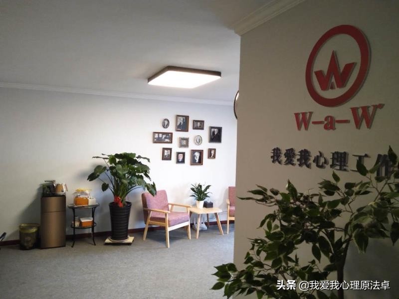 在家经常赤裸，天气太热？放飞自我？还是……