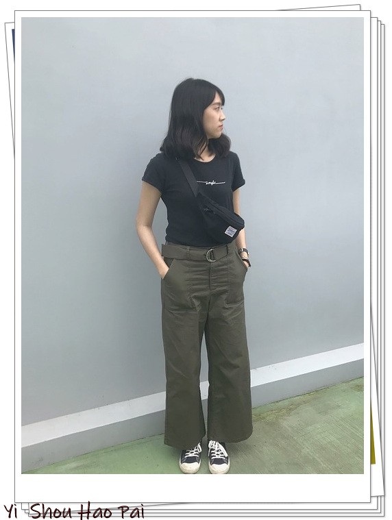 夏天绿色短袖阔腿裤套装配的凉鞋,黑色阔腿裤配绿色碎花上衣好看吗