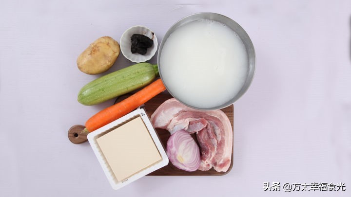 素菜汤10道经典家常汤,简单的家常汤100种骨头汤