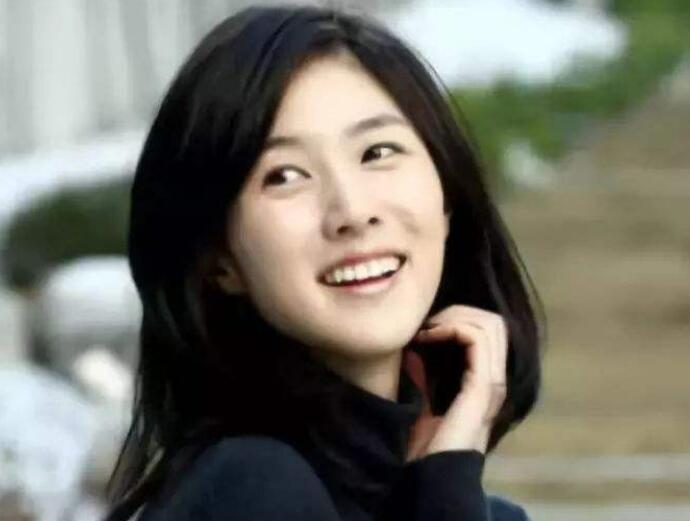 她是三星最受宠的女儿,20岁家财数亿,26岁选择自杀香消玉殒