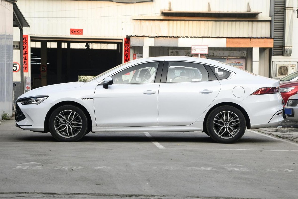 十万左右性价比高的车型推荐一下,十万左右最具性价比的车型